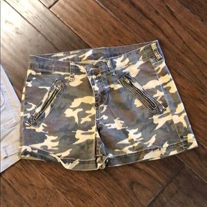 Kut From The Kloth camo shorts
